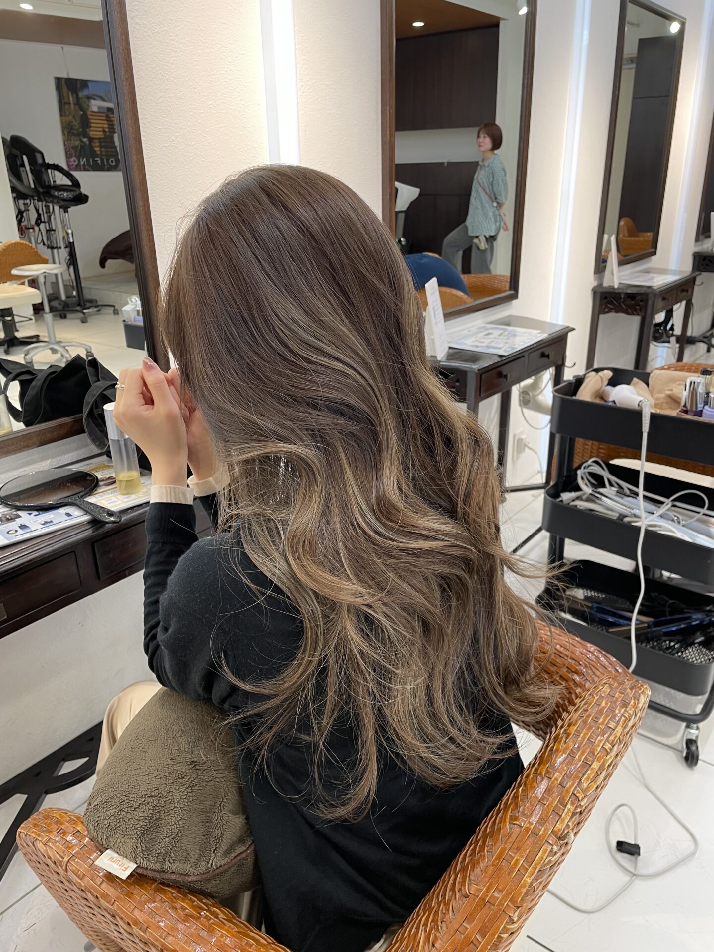 夏に向けて人気!ハイライトカラー