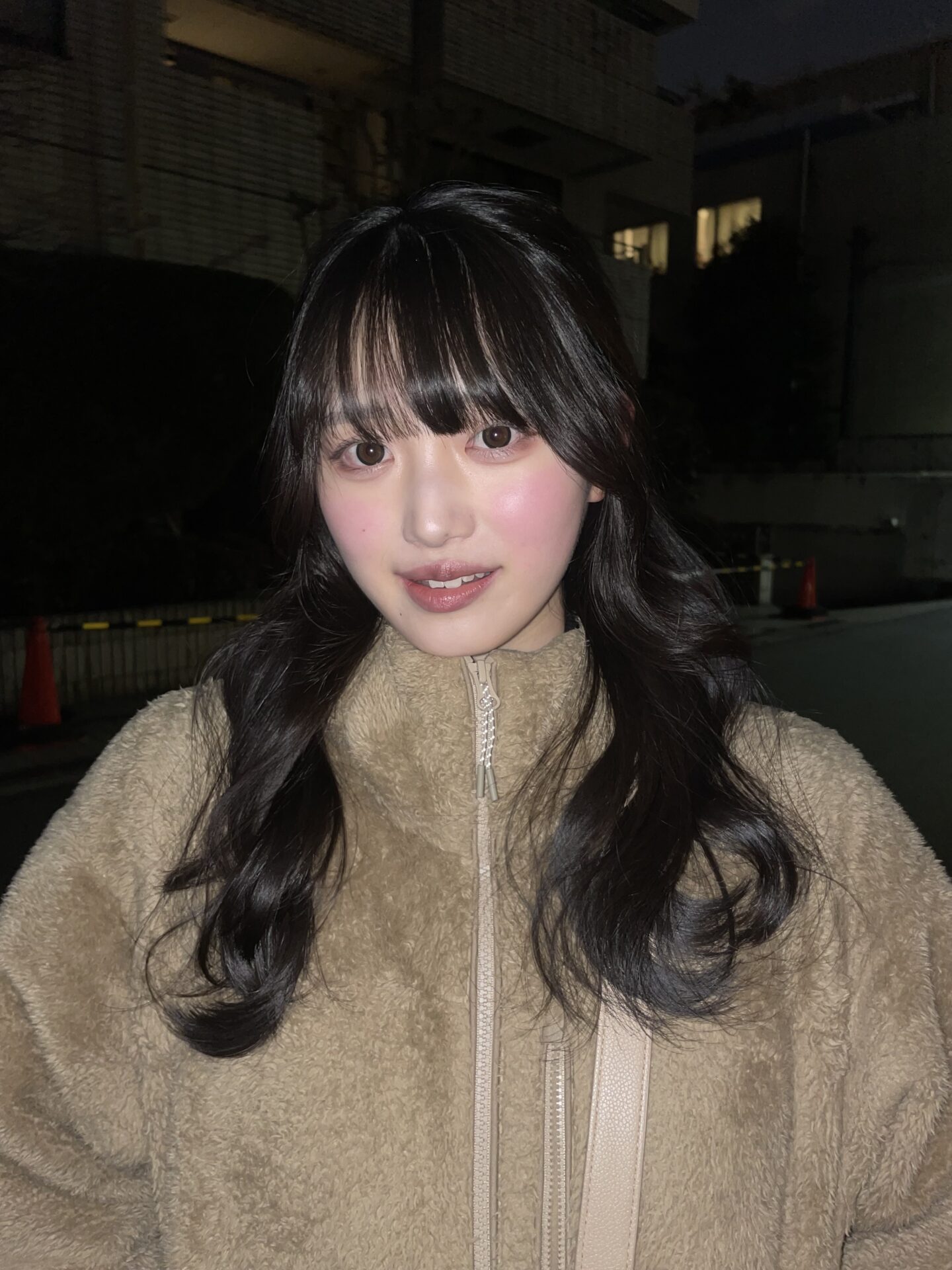 結んでも可愛いふわふわ巻き髪