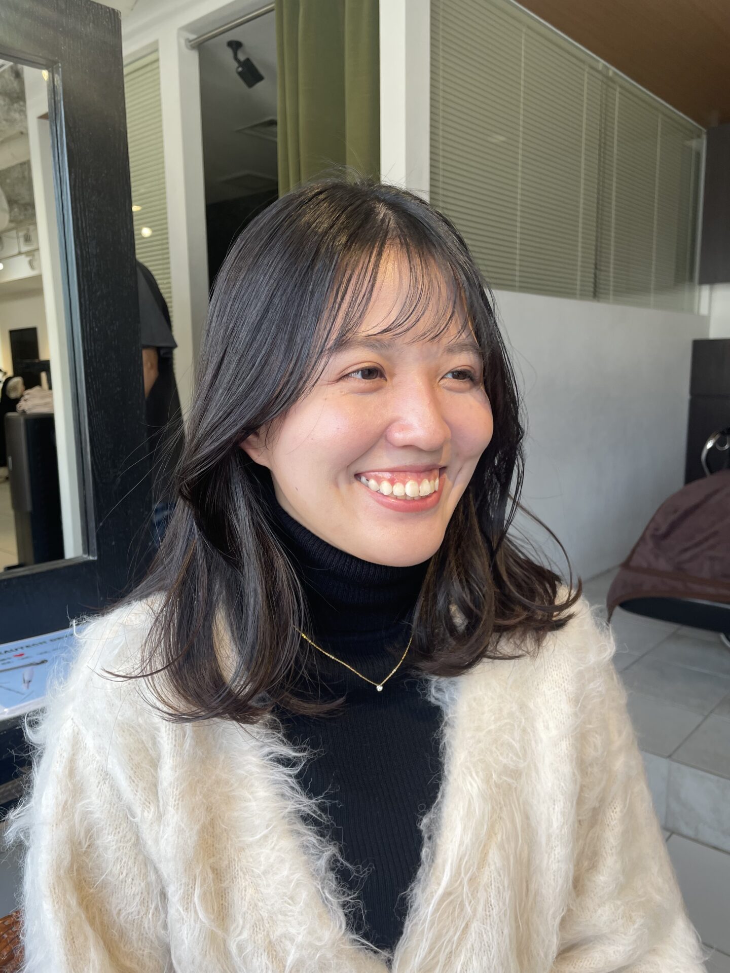 ワンカールで作る顔まわりレイヤーカット