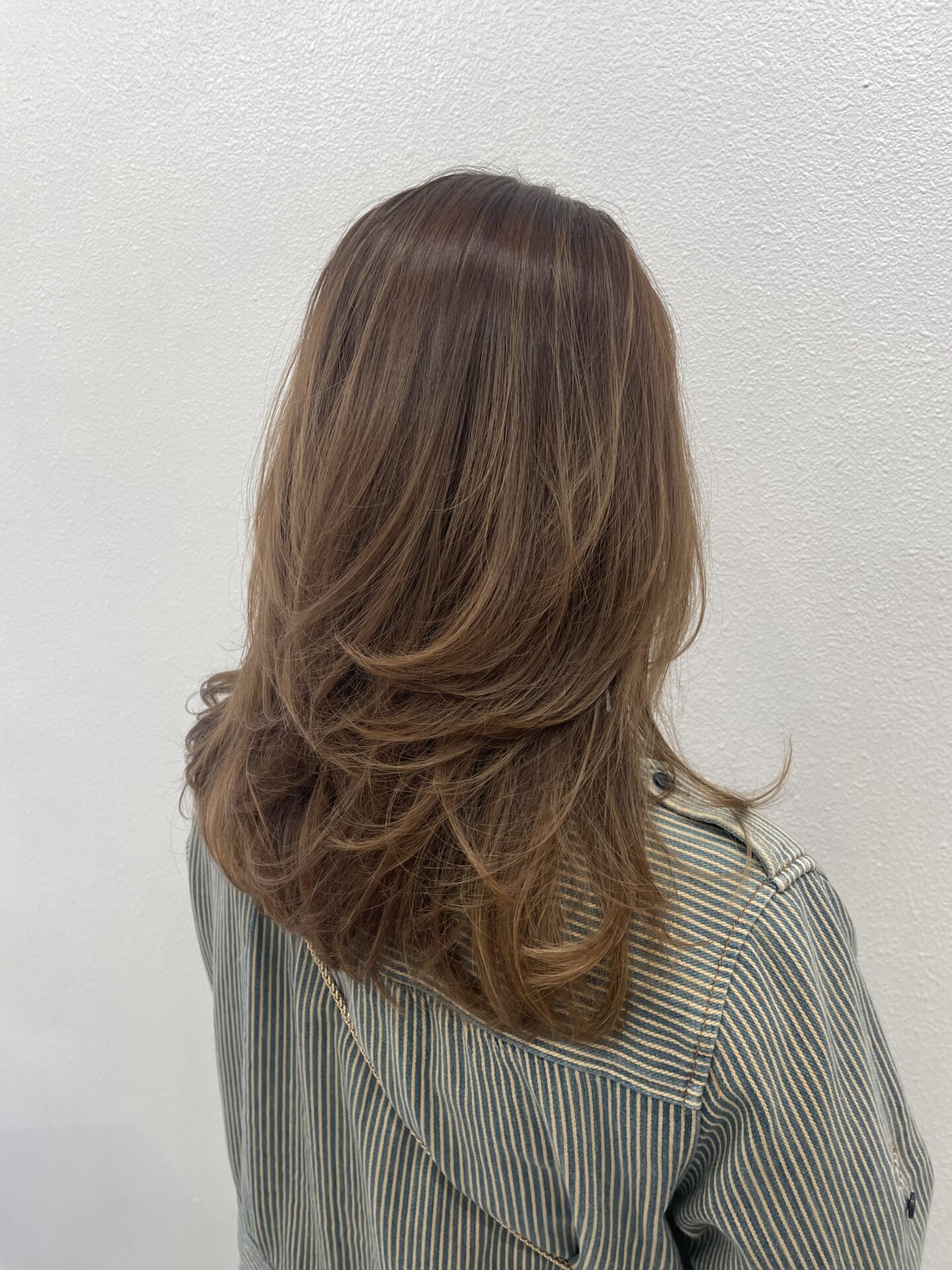 春夏におすすめ！動きのでるレイヤーカット