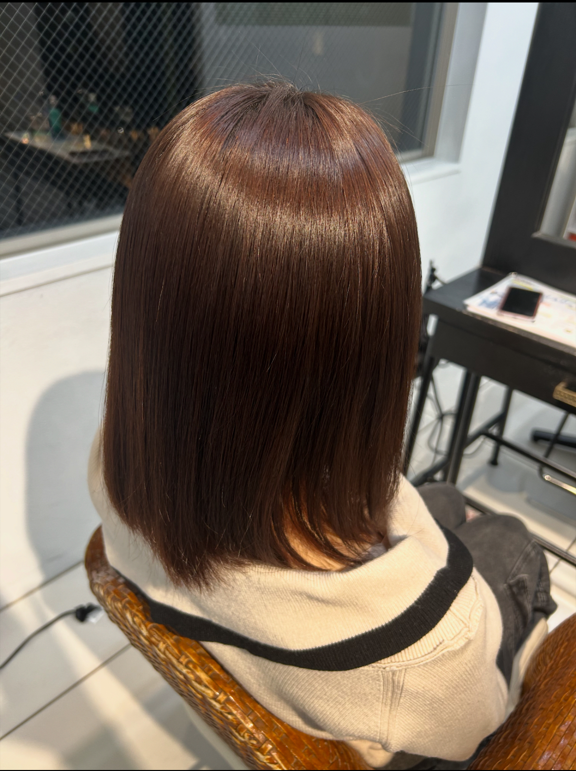 夏の広がりやすい時期におすすめストレート