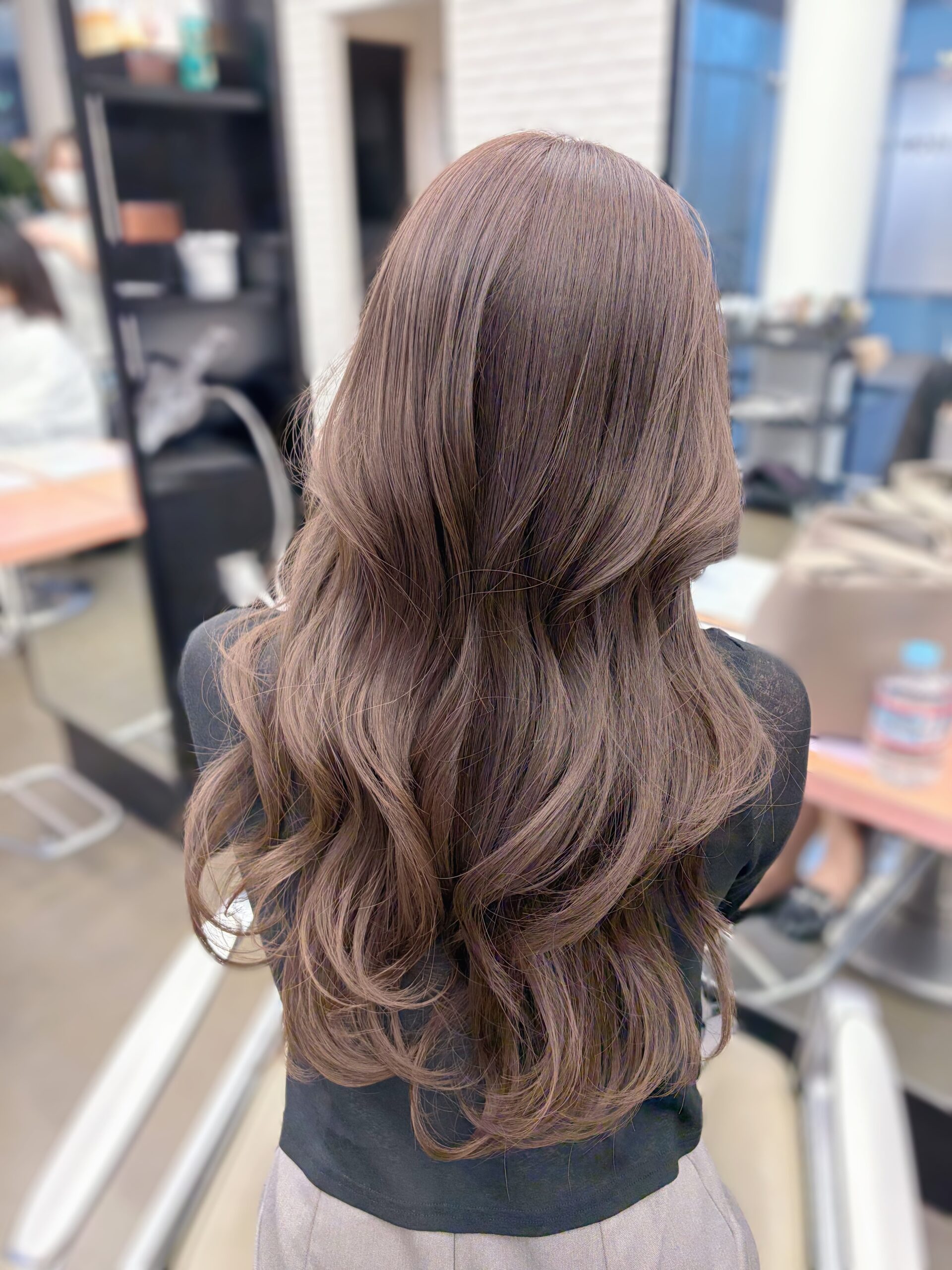 【DIFINO青山 織田】縮毛矯正＝巻けない、はもう古い？コテ巻きOKな「柔らかストレート」が青山で叶う理由