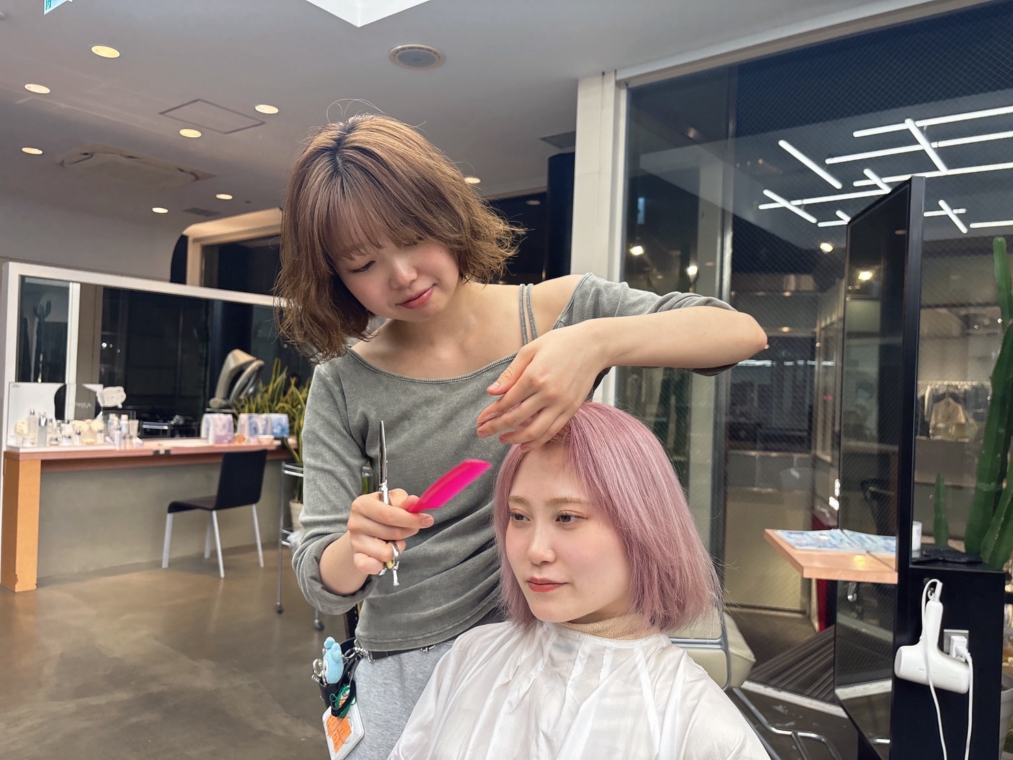 「“あのカット”に惚れて、ここに来た。」3年目アシスタントのリアル成長ストーリー