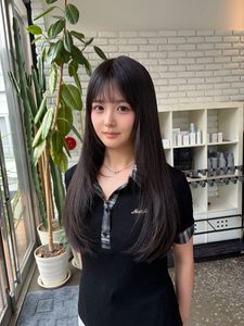 【稲田】巻ける縮毛矯正の4ヶ月後/艶とまとまりを保つレイヤーカット