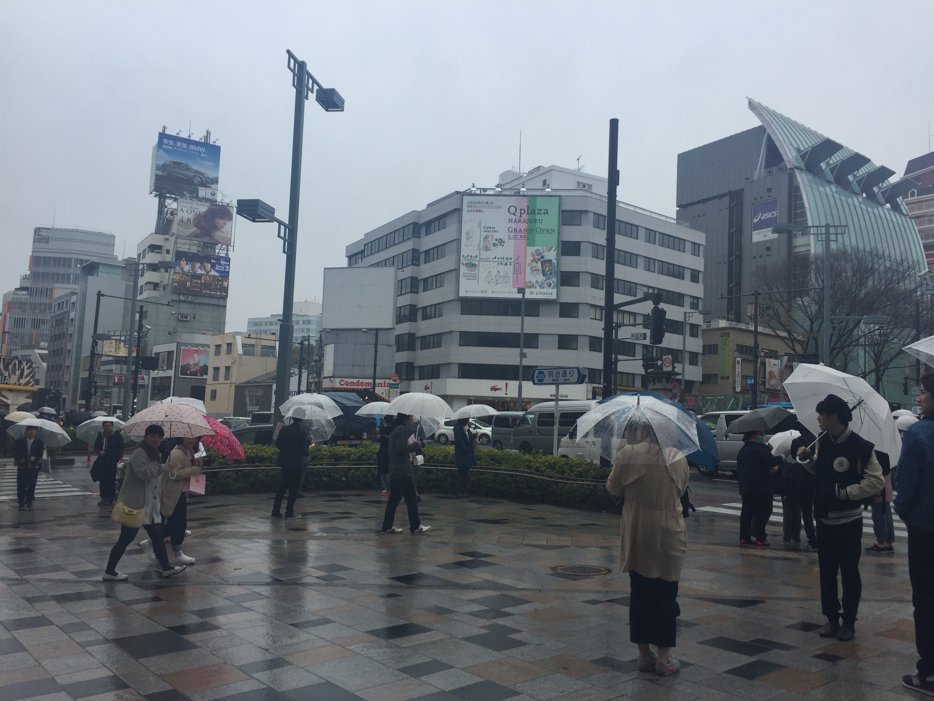 あいにくの雨ですが、、